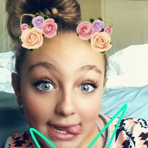 Meet your Posher, Marina